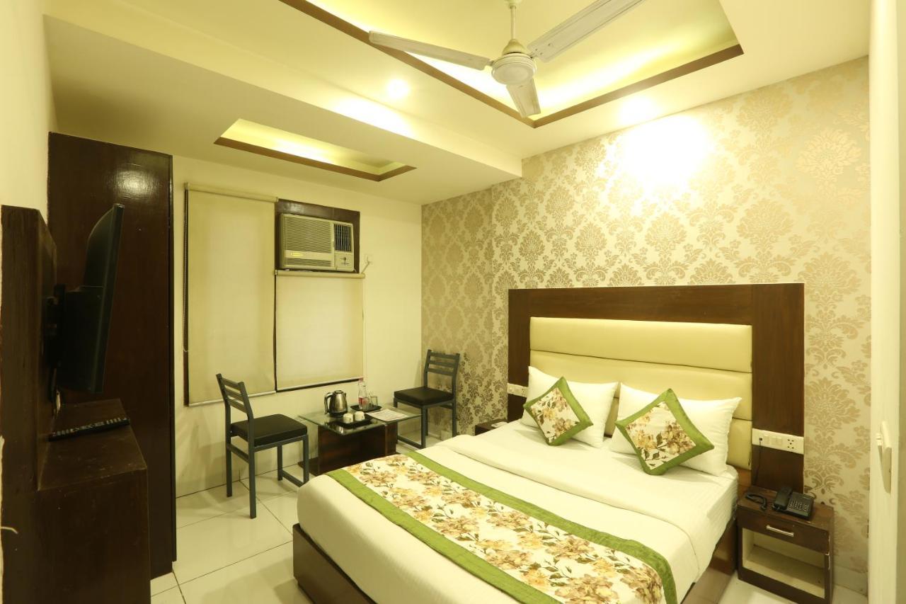نيودلهي Melfort Bed & Breakfast المظهر الخارجي الصورة