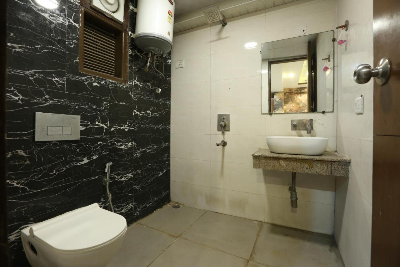 نيودلهي Melfort Bed & Breakfast المظهر الخارجي الصورة